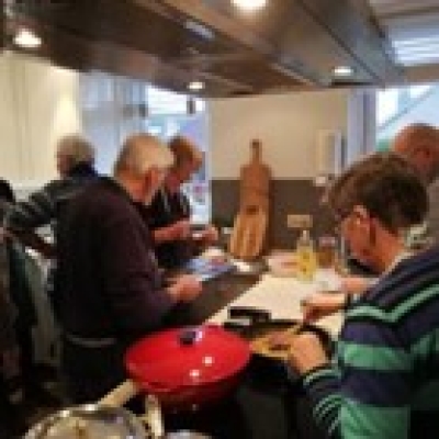 samen koken , samen eten 